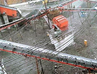 山東時產150噸制沙現場