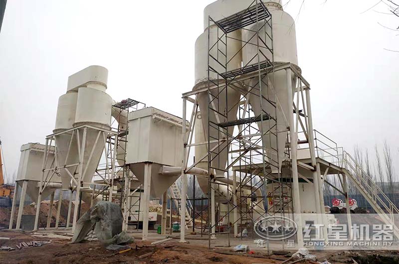 滑石粉磨粉機現場