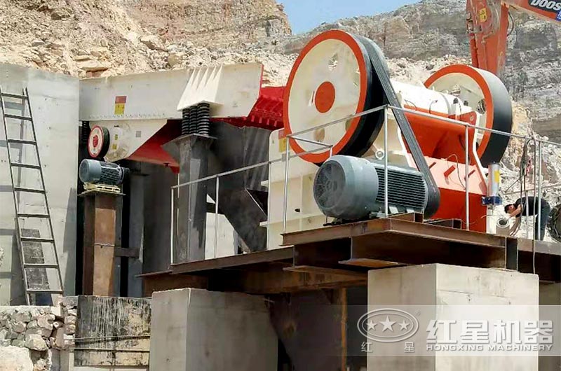 新顎式破碎機 新顎式破碎機