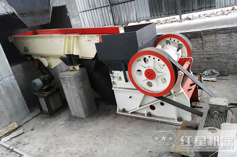 顎式破碎機 顎式破碎機