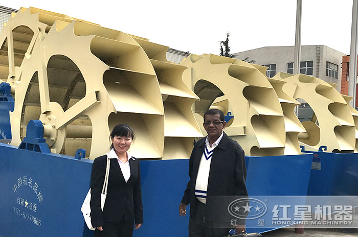 印尼客戶不遠萬里來參觀考察設備