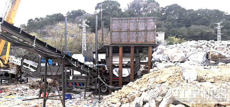 輪胎大型移動破石機