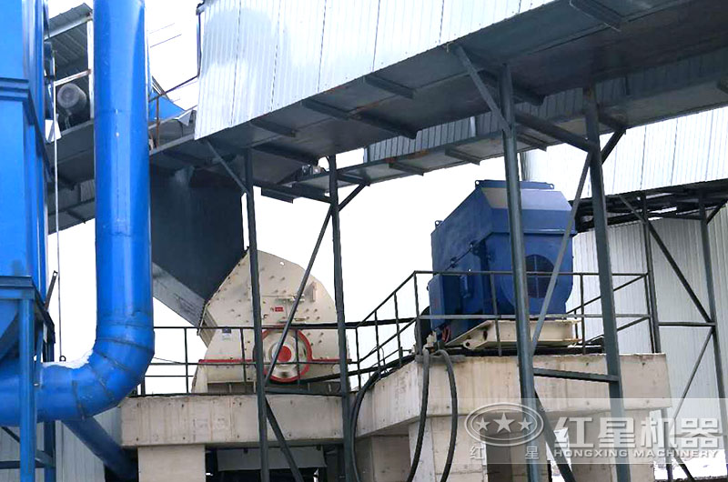 錘式破碎機現場