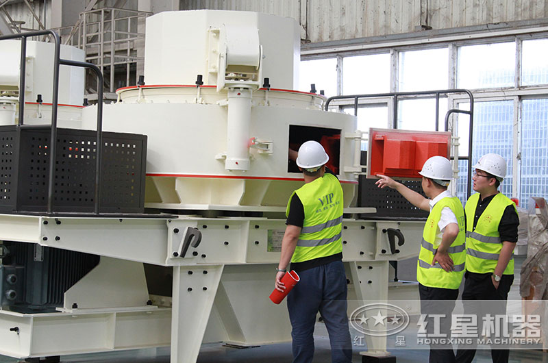 沖擊式破碎機(jī)廠家現(xiàn)貨圖 沖擊式破碎機(jī)廠家現(xiàn)貨圖