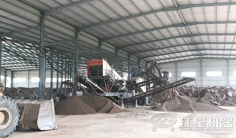 小型流動制砂機現場作業 小型流動制砂機現場作業