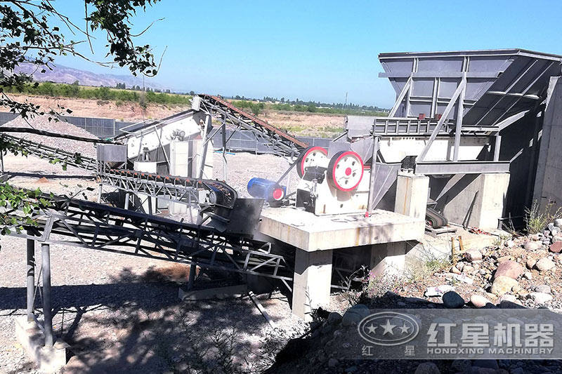 大型化石料生產線現場一