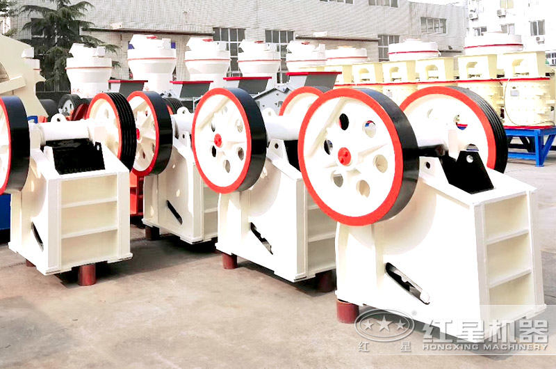 顎式破碎機廠家現貨圖 顎式破碎機廠家現貨圖