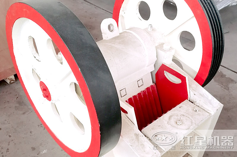 顎式破碎機細節展示 顎式破碎機細節展示