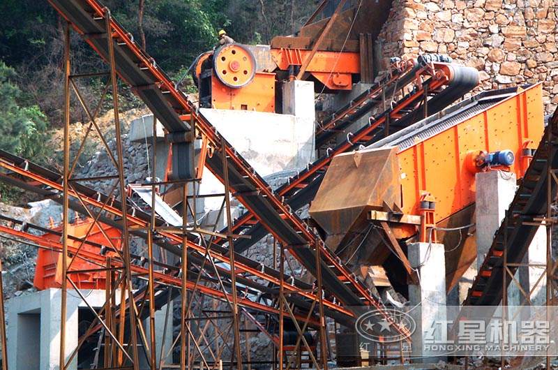 時(shí)產(chǎn)300噸現(xiàn)場(chǎng)