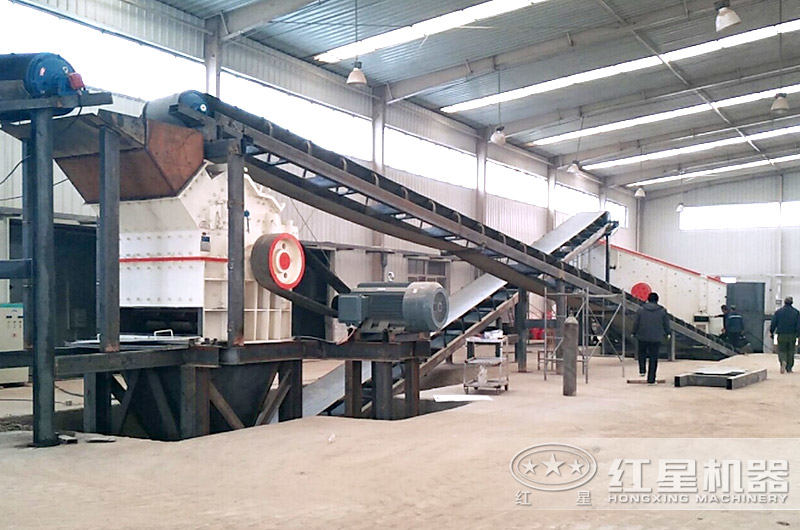 細(xì)碎機(jī)工作現(xiàn)場 細(xì)碎機(jī)工作現(xiàn)場