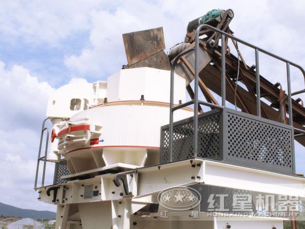 制砂機(jī)安裝現(xiàn)場(chǎng)