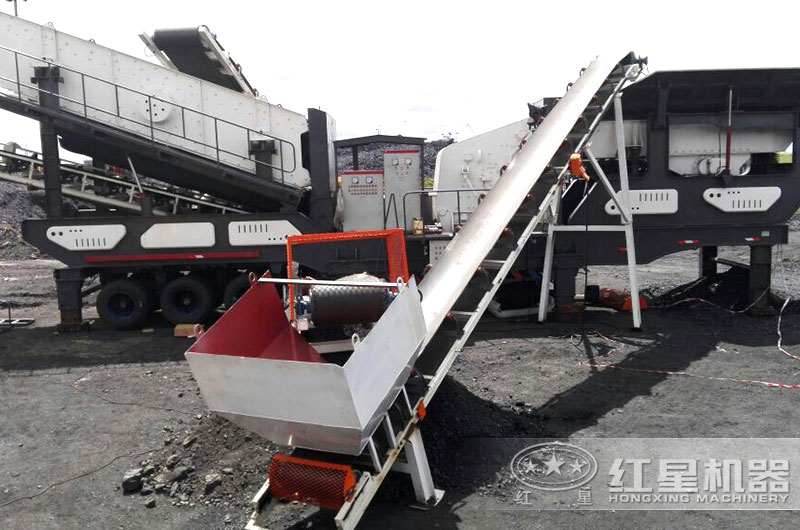 移動破煤機生產現場