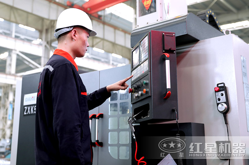 紅星機(jī)器通過智能數(shù)控操作,質(zhì)量可靠 紅星機(jī)器通過智能數(shù)控操作,質(zhì)量可靠