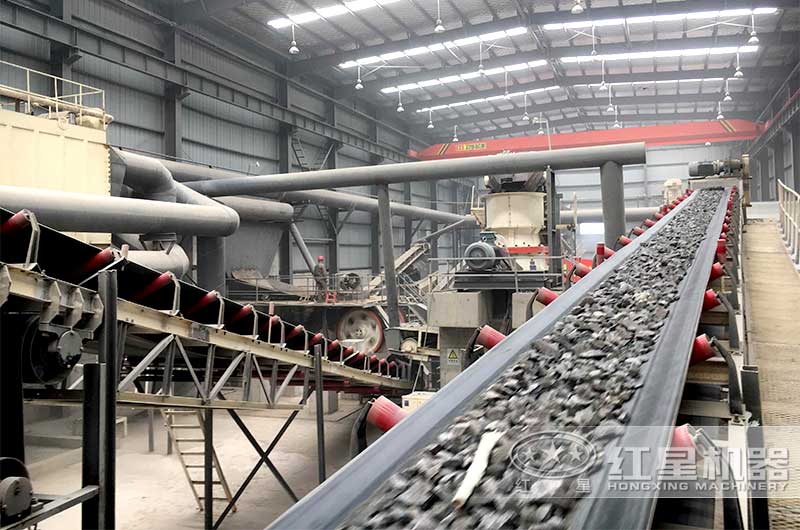 機械制砂生產現場
