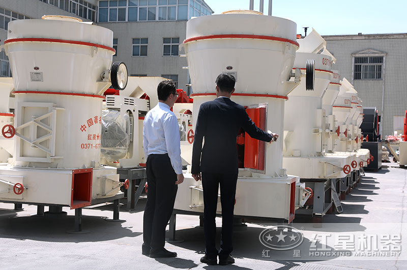 用戶來(lái)廠參觀,技術(shù)人員一對(duì)一講解 用戶來(lái)廠參觀,技術(shù)人員一對(duì)一講解