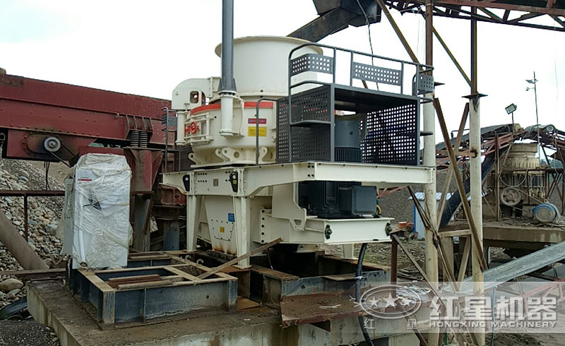 沖擊式制砂機(jī) 沖擊式制砂機(jī)