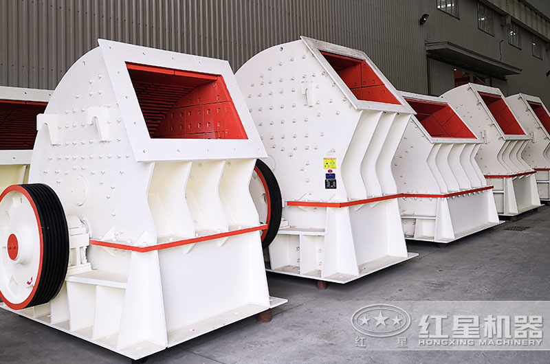 錘式破碎機(jī)圖片