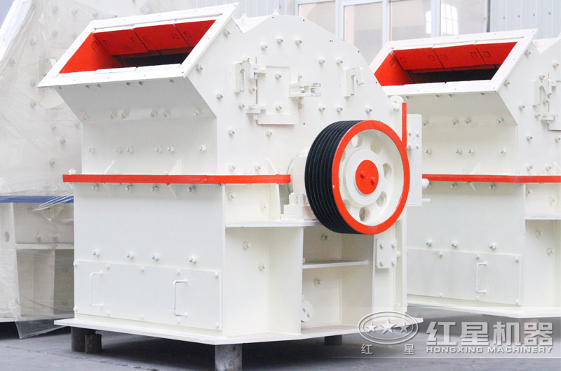 中小型錘式破碎機(jī)
