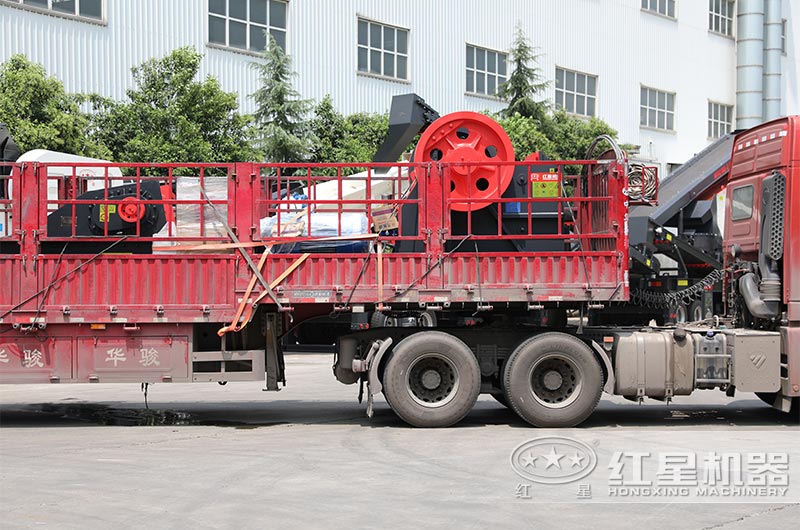 PE500x750顎式破碎機發(fā)貨