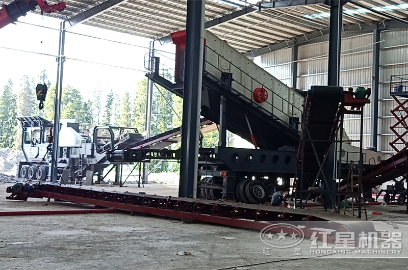 建筑垃圾破碎處理設(shè)備現(xiàn)場(chǎng) 建筑垃圾破碎處理設(shè)備現(xiàn)場(chǎng)