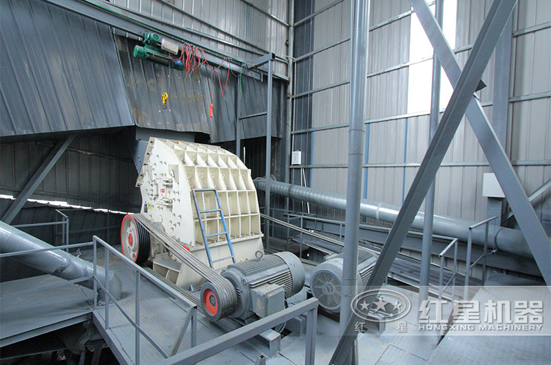 登封砂石加工廠車間重錘式破碎機 登封砂石加工廠車間重錘式破碎機