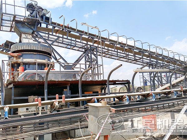 PYDΦ2200圓錐破碎機