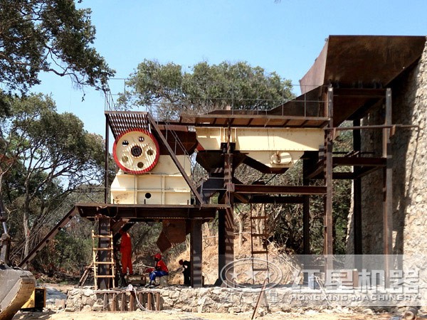 PE-1000×1200破碎機現(xiàn)場圖 PE-1000×1200破碎機現(xiàn)場圖