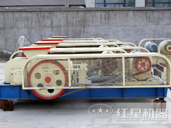 對輥破碎機廠區圖