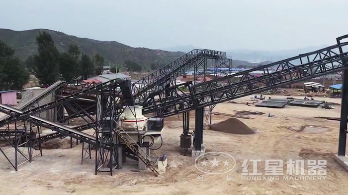 河卵石制砂現場圖 