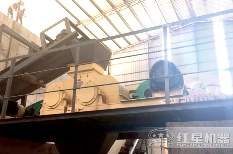 北京對輥破碎機現場 北京對輥破碎機現場