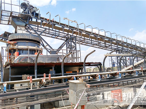 HXGYS300圓錐破碎機現場 HXGYS300圓錐破碎機現場