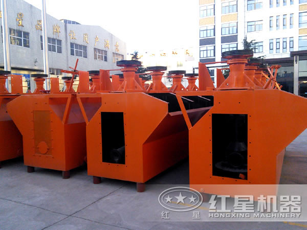 廠區(qū)排列整齊浮選機(jī)