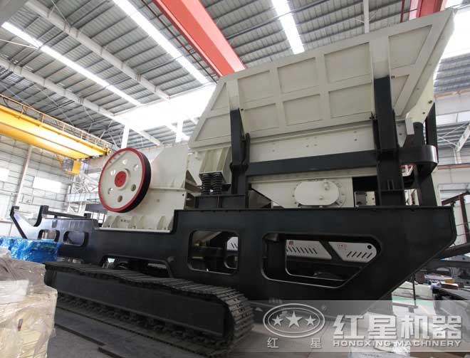 新型履帶式移動(dòng)破碎站成功下線了 新型履帶式移動(dòng)破碎站成功下線了