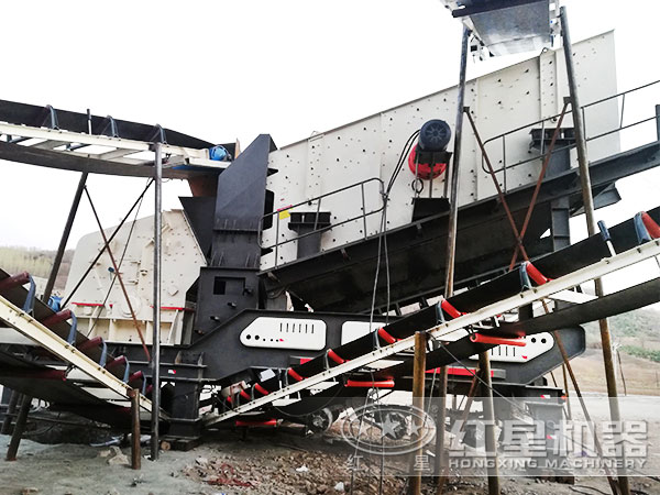 廣西桂林移動破碎生產線現場圖 廣西桂林移動破碎生產線現場圖