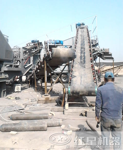 河卵石移動破碎站 河卵石移動破碎站