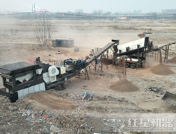 建筑垃圾碎石機(jī)作業(yè)現(xiàn)場(chǎng) 建筑垃圾碎石機(jī)作業(yè)現(xiàn)場(chǎng)