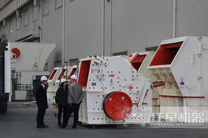 客戶考察粗碎反擊式制砂（沙）機
