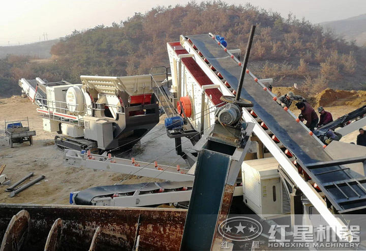 履帶移動破碎篩分一體機雙體協作