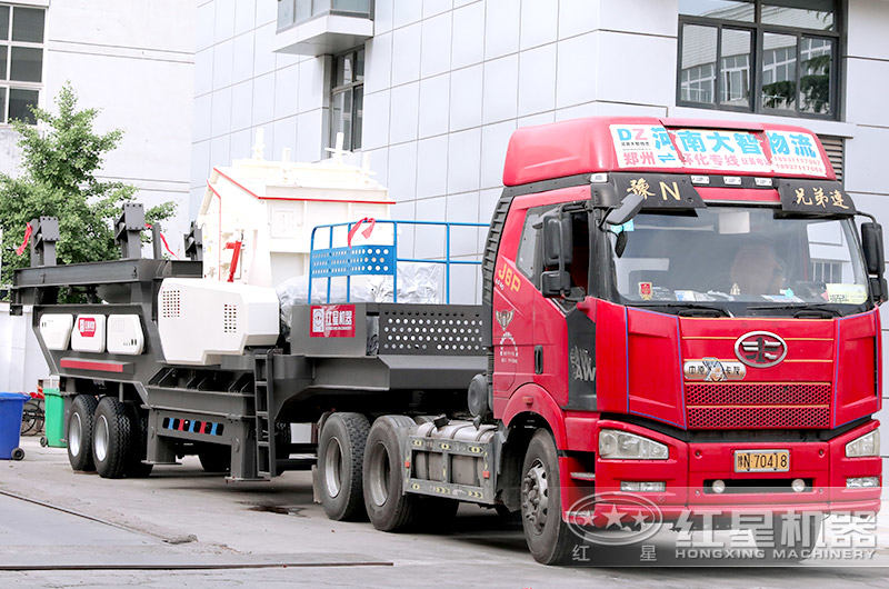 反擊式移動破碎站發貨