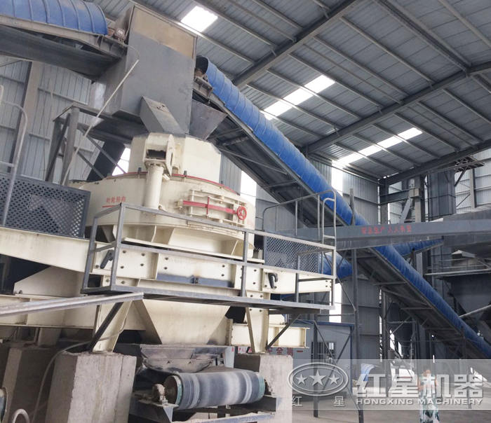 沖擊式破碎機工作現場 沖擊式破碎機工作現場