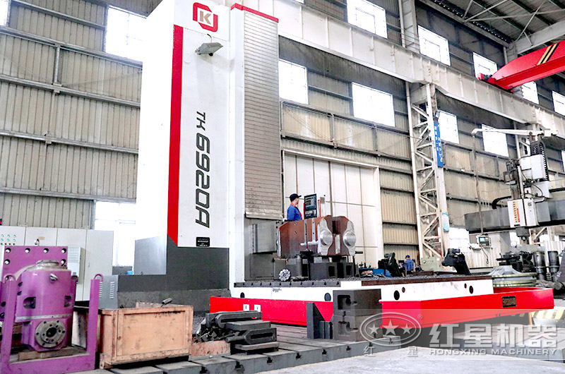 紅星移動制沙機車間 紅星移動制沙機車間