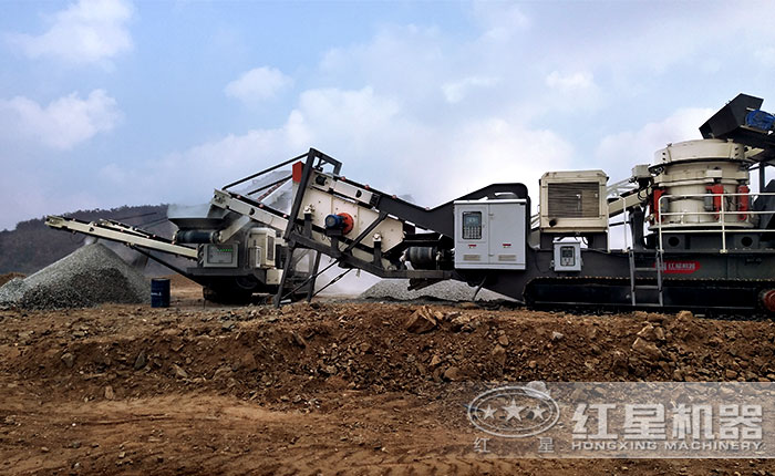 履帶移動制沙現場 履帶移動制沙現場