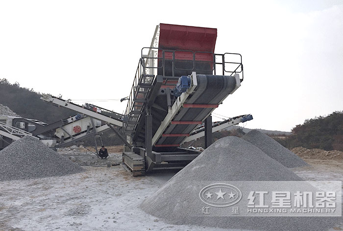 履帶移動制砂機(jī) 履帶移動制砂機(jī)