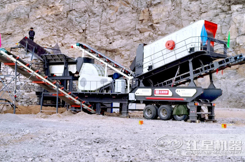 輪胎移動石頭粉碎機(jī)搭載錘式破碎機(jī) 輪胎移動石頭粉碎機(jī)搭載錘式破碎機(jī)