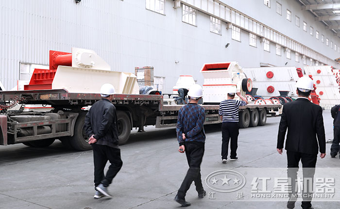 用戶到紅星機(jī)器車間參觀