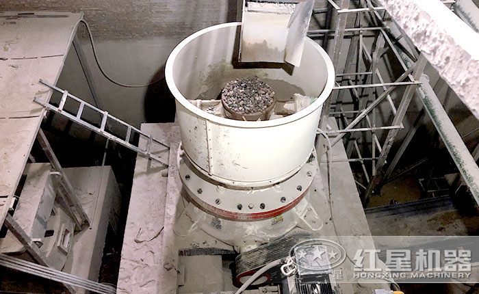 客戶圓錐破碎機試機現場 客戶圓錐破碎機試機現場