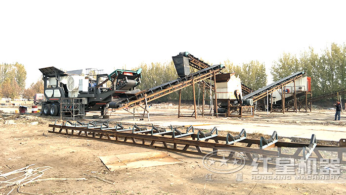 石灰石反擊破作業(yè)現(xiàn)場