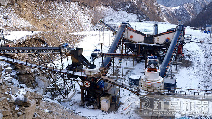 時產500噸石子制沙作業現場