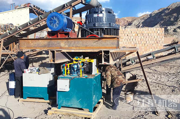 圓錐式破碎機石子生產現場
