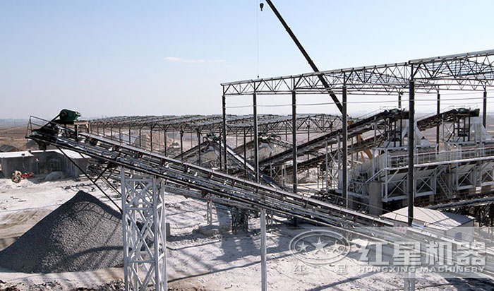 機制砂生產現(xiàn)場